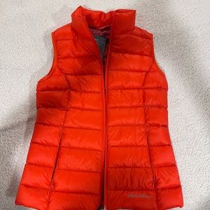 Women’s lightweight vest